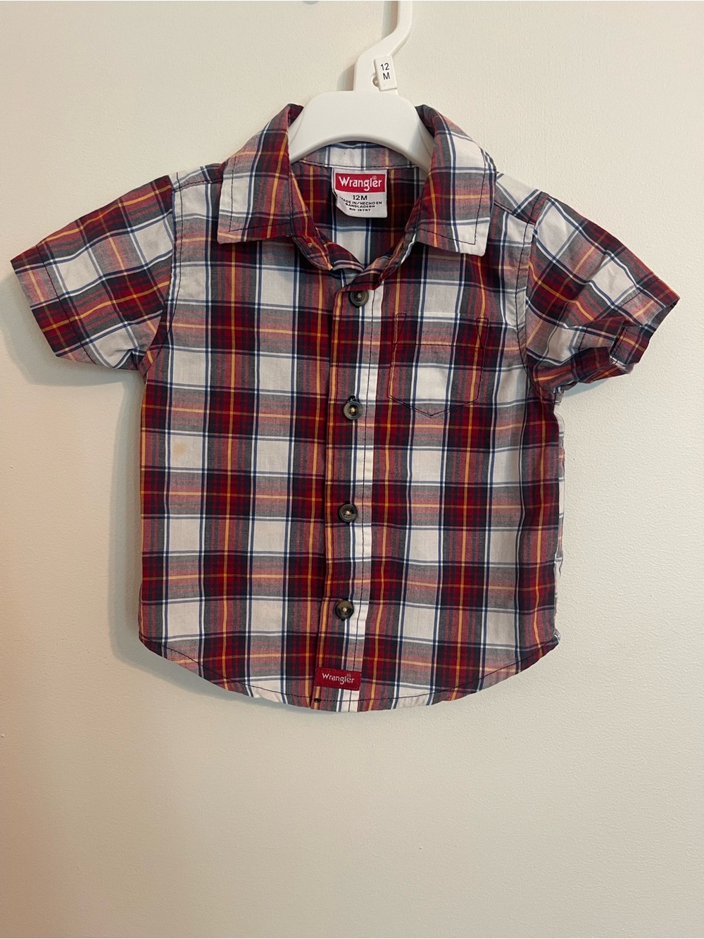 Wrangler Red and White Plaid Short-Sleeve Button-Down Shirt